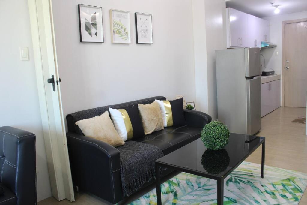 Huge A2J Executive Luxury 1Br Suite Near Abs Cbn, Gma Manila Exteriér fotografie