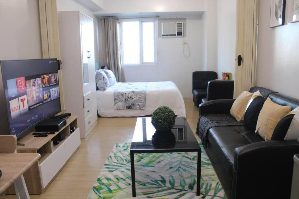 Huge A2J Executive Luxury 1Br Suite Near Abs Cbn, Gma Manila Exteriér fotografie